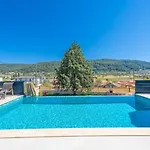 빌라 Saribelen 2 Bedroom With Private Pool Hot Tub 칼칸