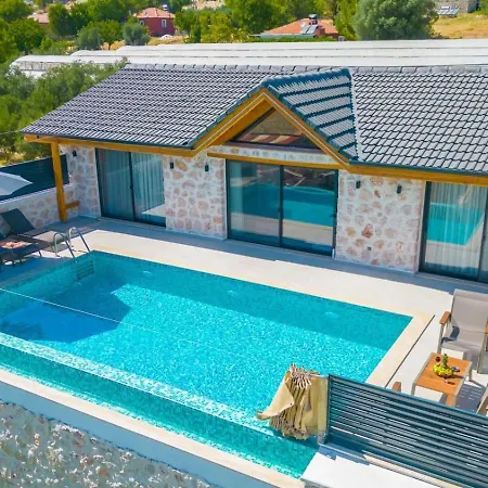 Saribelen 2 Bedroom With Private Pool Hot Tub * 칼칸
