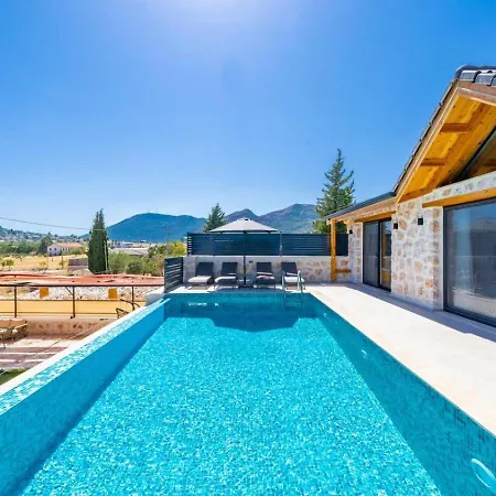 Saribelen 2 Bedroom With Private Pool Hot Tub 빌라 *