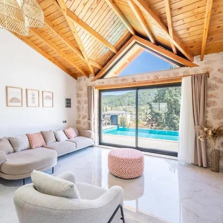 Saribelen 2 Bedroom With Private Pool Hot Tub Villa