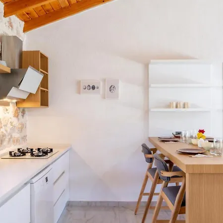 Вилла Saribelen 2 Bedroom With Private Pool Hot Tub *