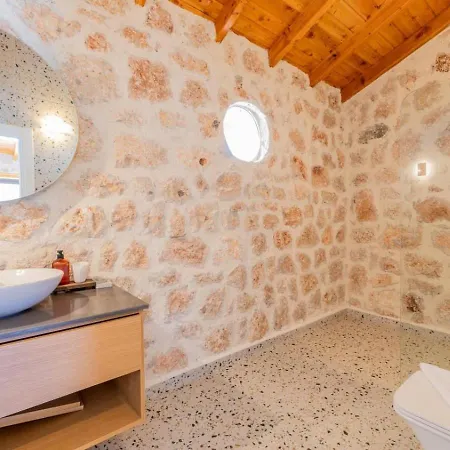 Villa Saribelen 2 Bedroom With Private Pool Hot Tub