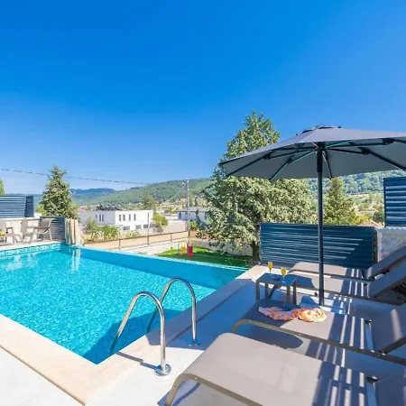 Villa Saribelen 2 Bedroom With Private Pool Hot Tub