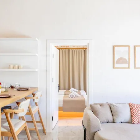 Saribelen 2 Bedroom With Private Pool Hot Tub *
