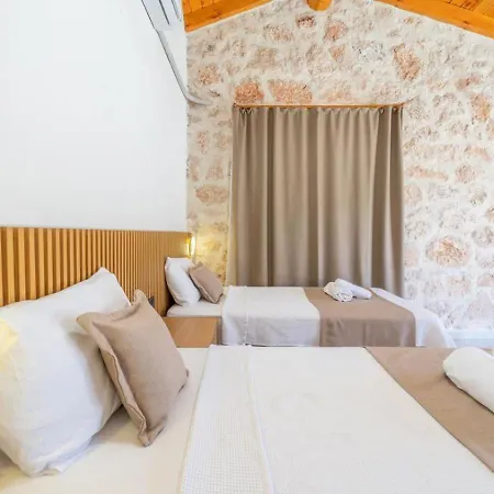 Saribelen 2 Bedroom With Private Pool Hot Tub * קלקן