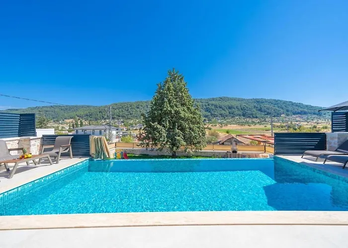 Вилла Saribelen 2 Bedroom With Private Pool Hot Tub Калкан