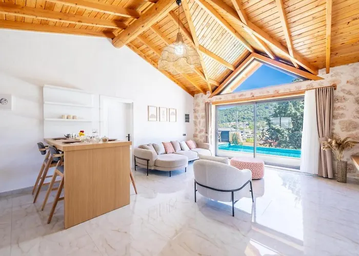 Saribelen 2 Bedroom With Private Pool Hot Tub * Калкан