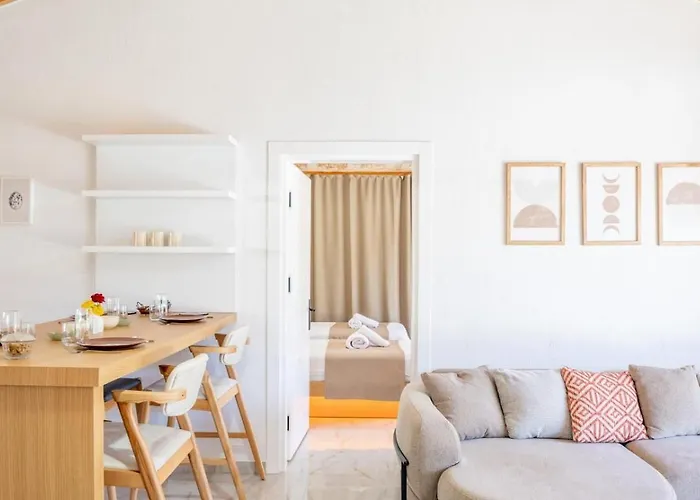 Saribelen 2 Bedroom With Private Pool Hot Tub *
