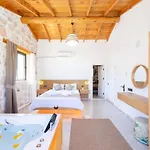 Saribelen 2 Bedroom With Private Pool Hot Tub וילה