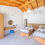 Saribelen 2 Bedroom With Private Pool Hot Tub וילה *