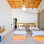 Saribelen 2 Bedroom With Private Pool Hot Tub וילה